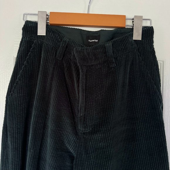 LIKE-NEW Frank & Oak Wide Leg Corduroy Pants - High Rise Crop, Dark Green Size 4 - Picture 1 of 3